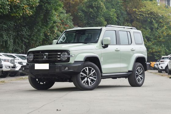 팔려고 내놓 300 큰 suv 연료 동력이 공급된 자동차 5 문 25 Mpg를 탱크에 저장하세요